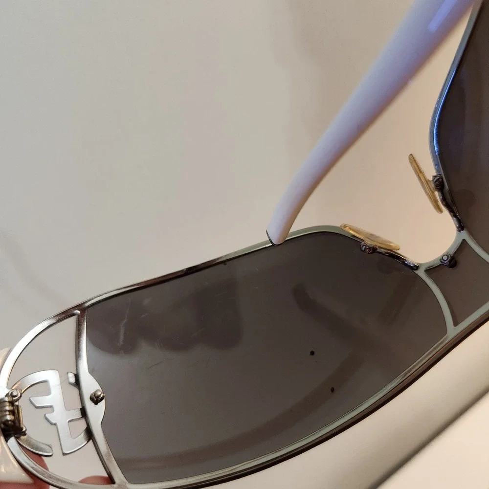 Vtg Y2K White Giorgio Armani Sunglasses GA 320/S CWUYA 105 Italy *Read Descrip